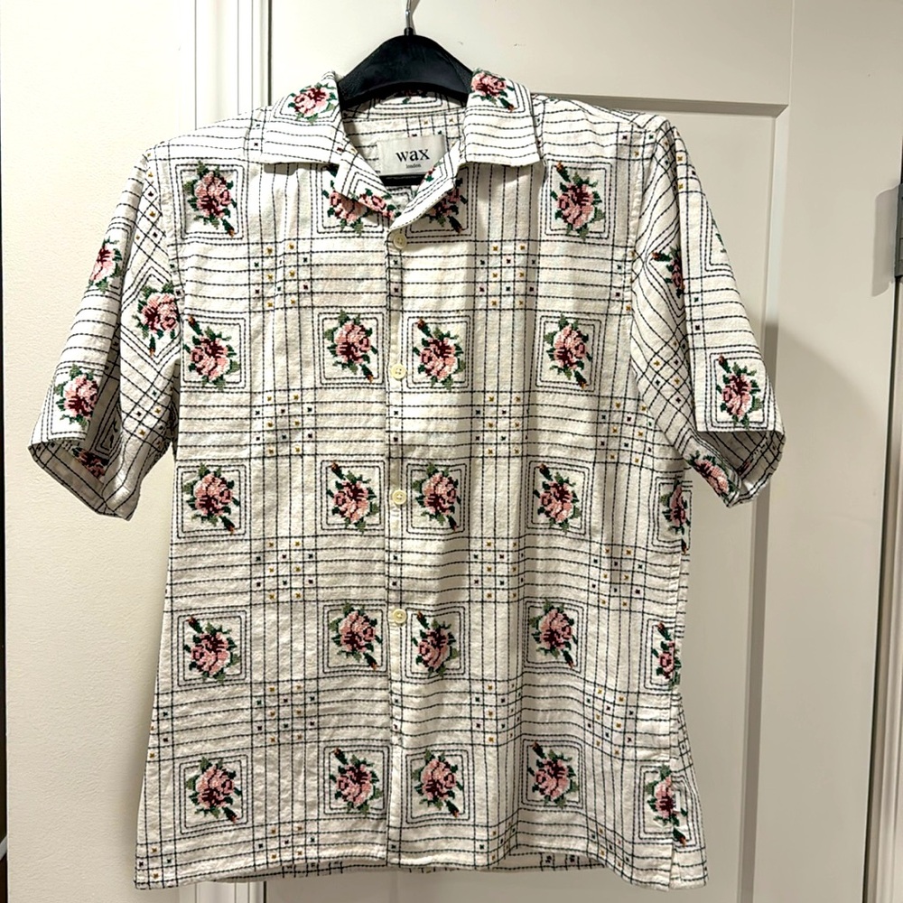 WAX London men’s short sleeve stitched shirt size small